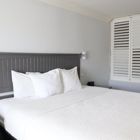 Days Inn By Wyndham Near City Of Hope Duarte Экстерьер фото